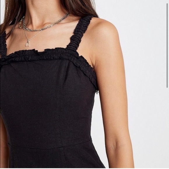 UO Wren Linen Ruffle Mini Dress - Picture 2 of 8